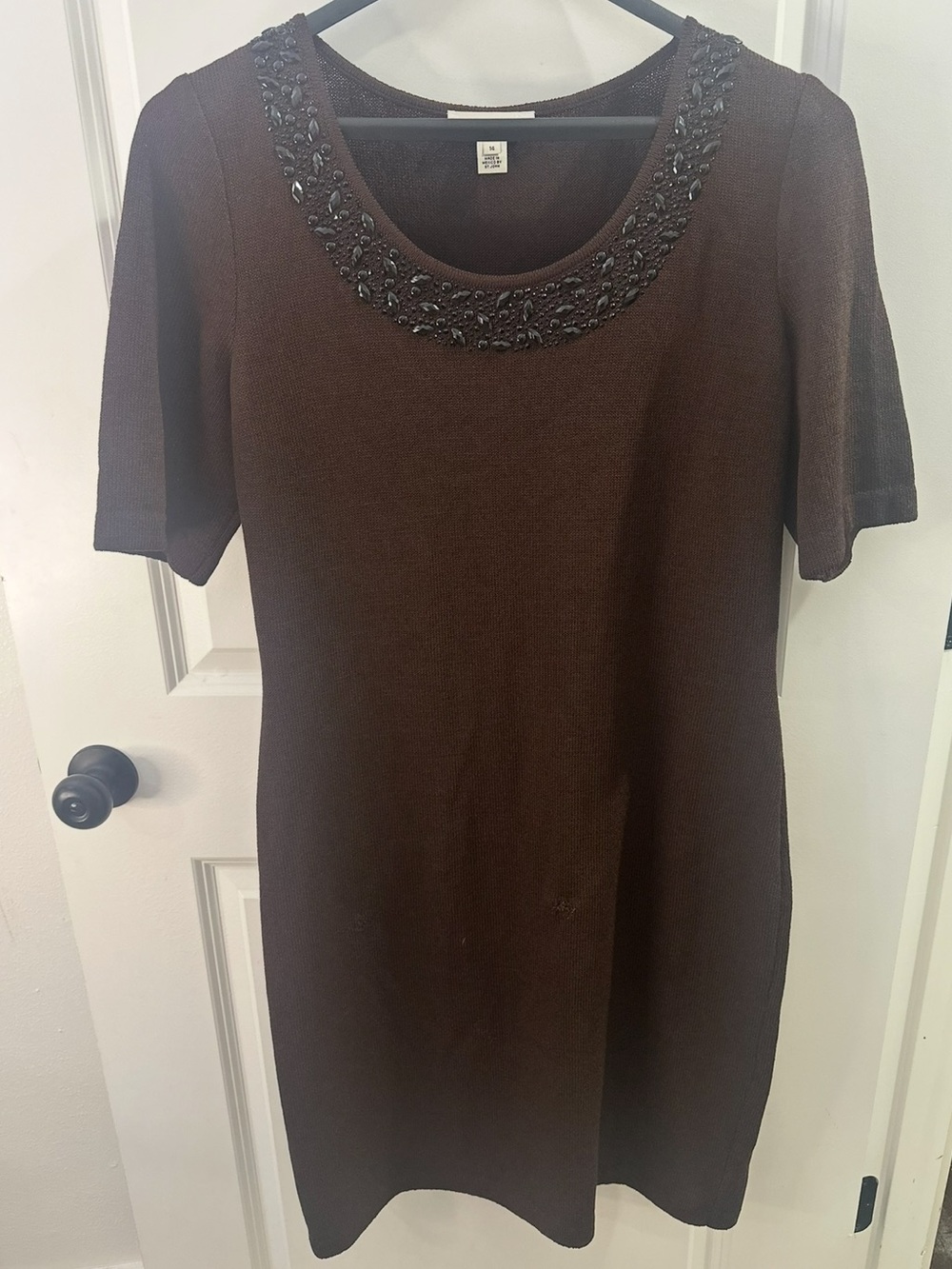 St. John Evening Brown Wool Knit Dress Beaded Neckline Size 14 Vintage - Picture 2 of 11